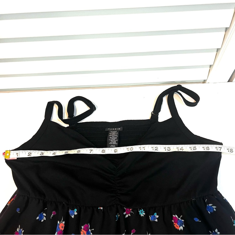 Torrid Black Floral Adjustable Shoulder Tank Blouse - Picture 7 of 8